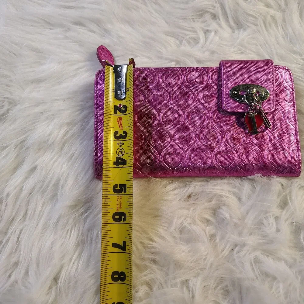 Unbranded please see